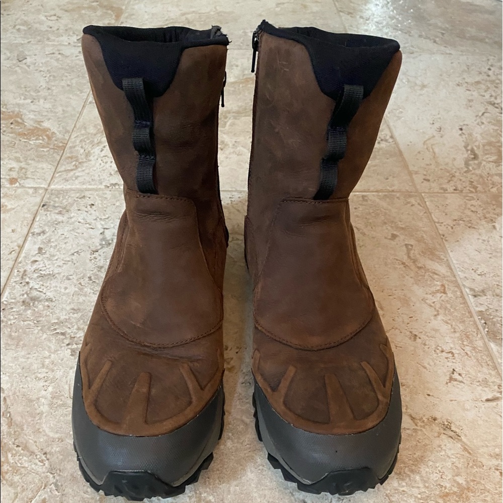 Men’s Merrell Size 13 Waterproof Boot. Coldpack Ice+ 8” Zip.